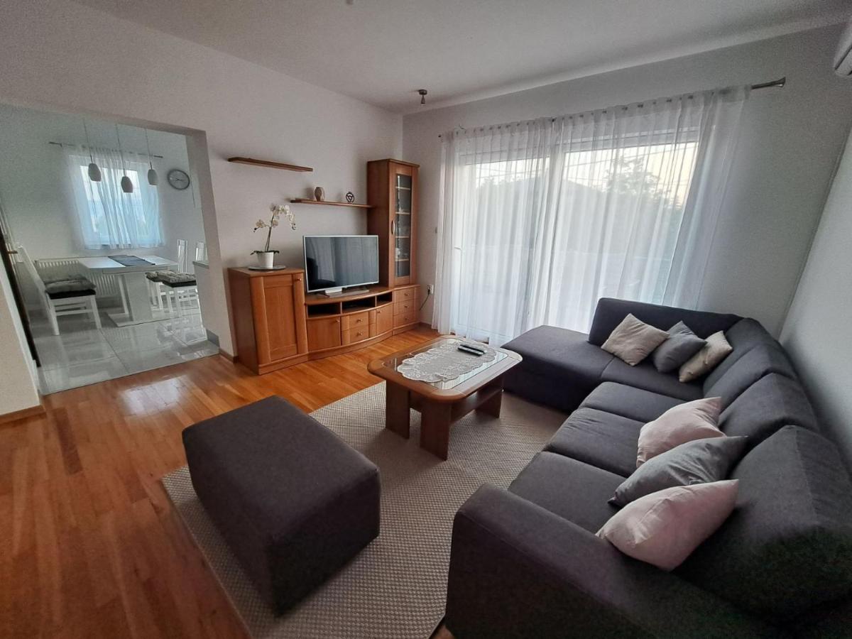 Apartment Nina Novi Vinodolski Εξωτερικό φωτογραφία